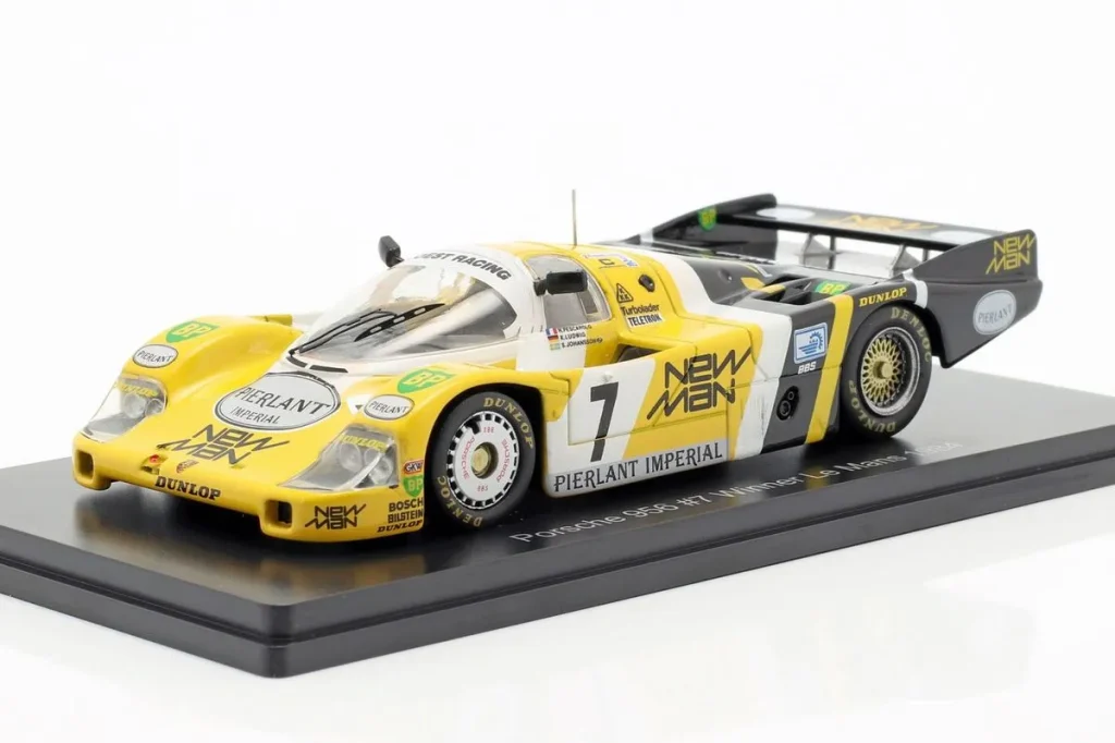车型 1:43 Porsche 956 B #7 Henri Pescarolo, Klaus Ludwig 24 小时勒芒年 1984 Spark