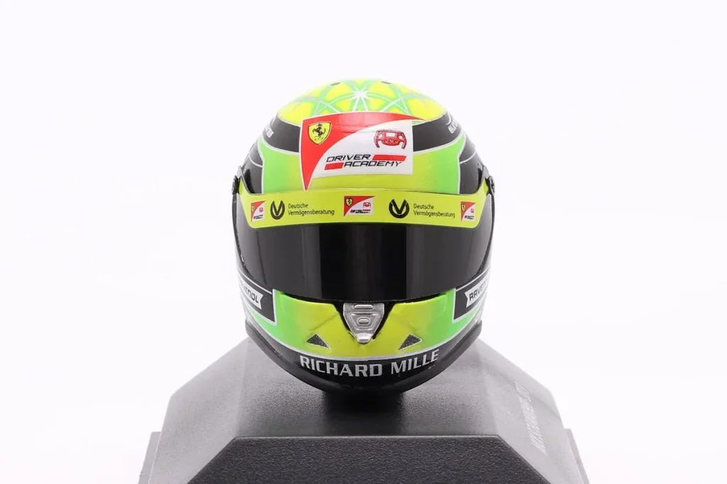 仿真赛车头盔 1:8 Mick Schumacher Prema Racing #9 Mick Schumacher Formel 2 年 2019 Schuberth