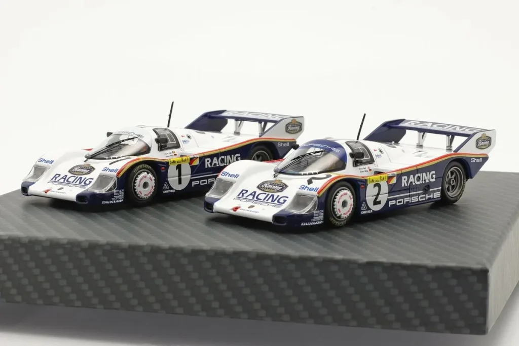 车型 1:43 Porsche 956K #1 #1 Jacky Ickx, Jochen Mass / #2 Stefan Bellof, Derek Bell 冠军 1000km Nürburgring (#1 Ickx, Maas) & Rekordrunde 6:11,13 min (#2 Bellof, Bell) 年 1983 WERK83