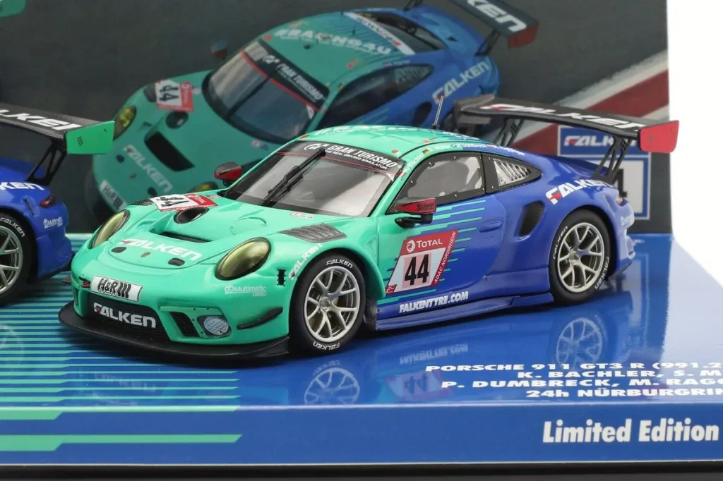 Model 1:43 Porsche 911 (991 II) GT3 R #44 / #33 #44: Klaus Bachler, Sven Müller, Peter Dumbreck, Martin Ragginger / #33 Klaus Bachler, Sven Müller, Christian Engelhart, Dirk Werner 10 & rank 11 24h Nürburgring year 2020 Minichamps