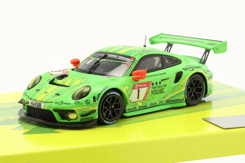 โมเดลรถ 1:43 Porsche 911 GT3 R #1 Richard Lietz, Patrick Pilet, Fred Makowiecki, Nick Tandy 24 ชั่วโมง เนือร์บวร์กริง ปี 2019 Minichamps