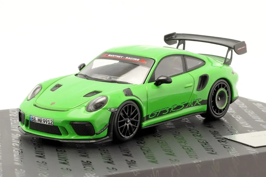 Model 1:43 Porsche 911 (991 II) GT3 RS MR year 2020 green Minichamps MR-911-GT3RS-4301