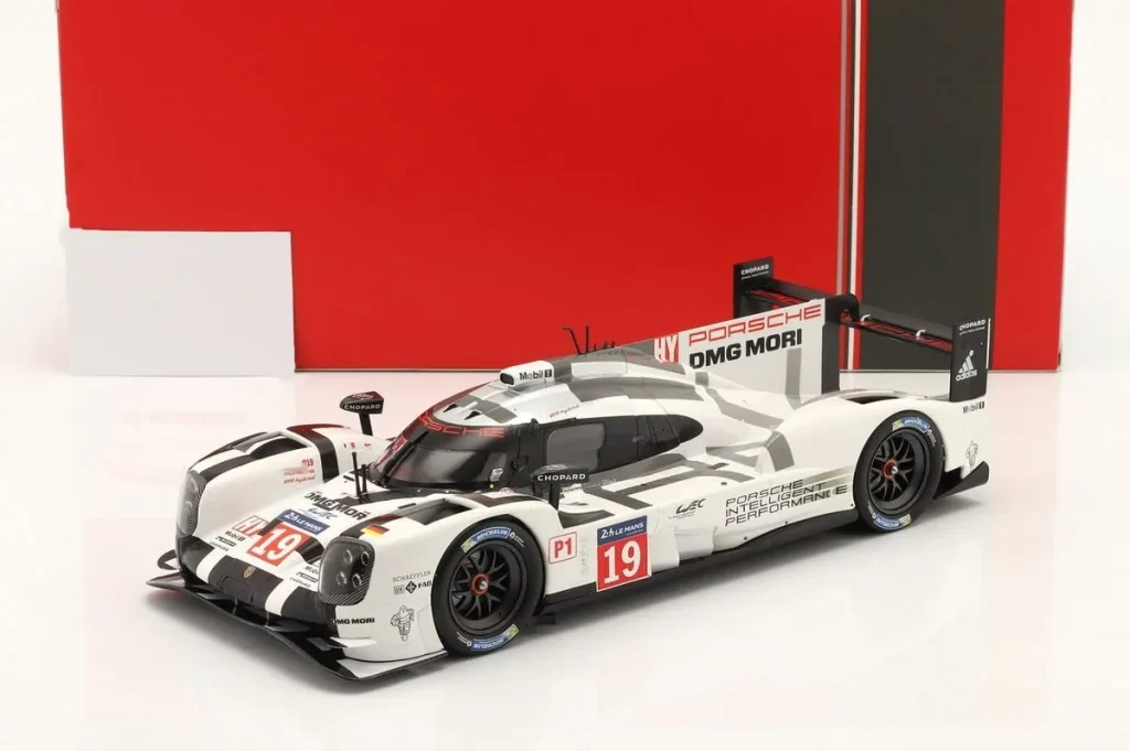 车型 1:18 Porsche 919 Hybrid #19 Earl Bamber, Nick Tandy, Nico Hülkenberg 24 小时勒芒年 2015 Ixo