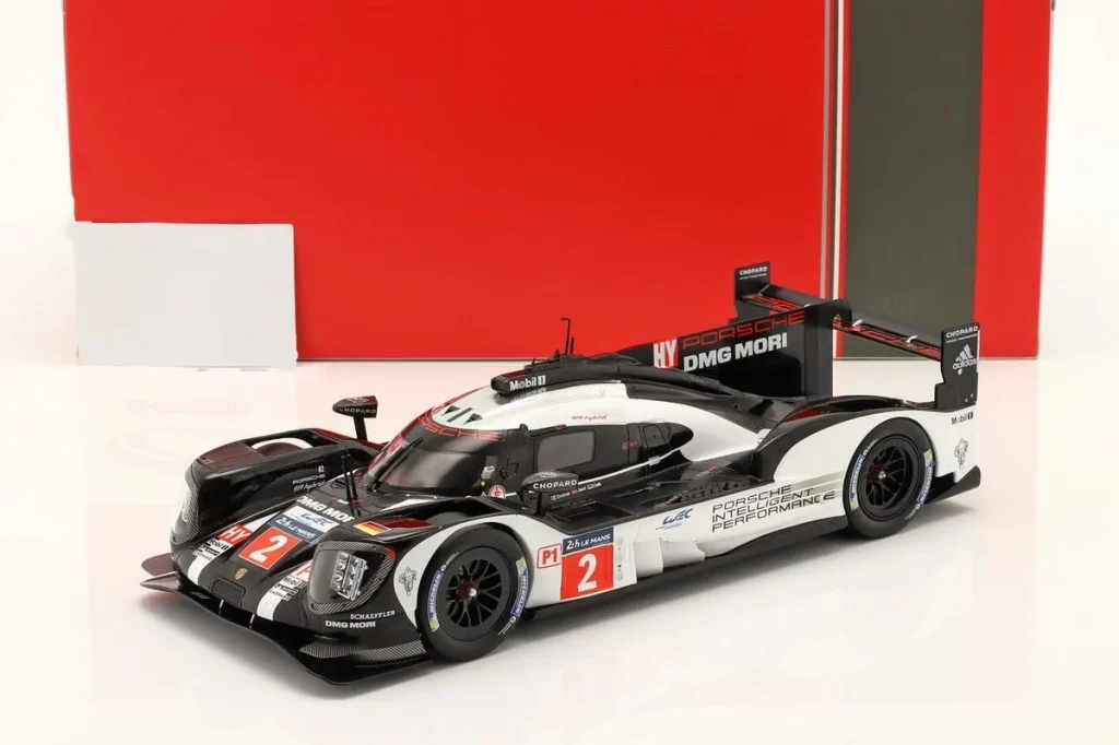 Model 1:18 Porsche 919 Hybrid #2 Romain Dumas, Marc Lieb, Neel Jani 24 hours Le Mans year 2016 Ixo
