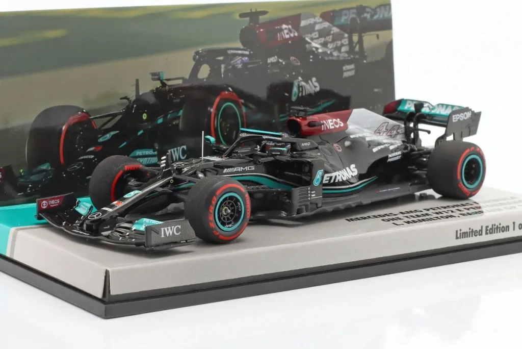Model 1:43 Mercedes-AMG F1 W12 E Performance #44 Lewis Hamilton Formula One year 2021 Minichamps 413210144