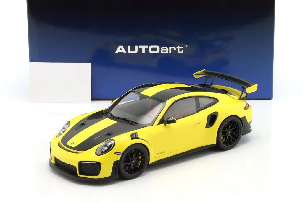 车型 1:18 Porsche 911 (991 II) GT2 RS Weissach Package 年 2017 颜色 racing 发黄 AUTOart
