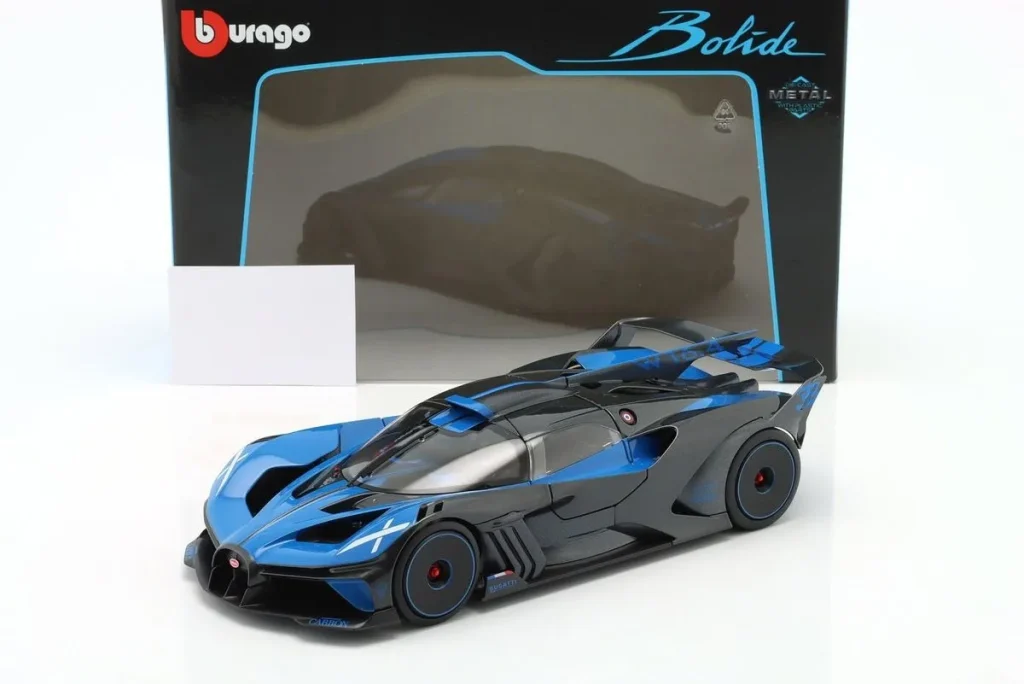 车型 1:18 Bugatti Bolide W16.4 年 2020 蓝色 / 碳纤维 Bburago