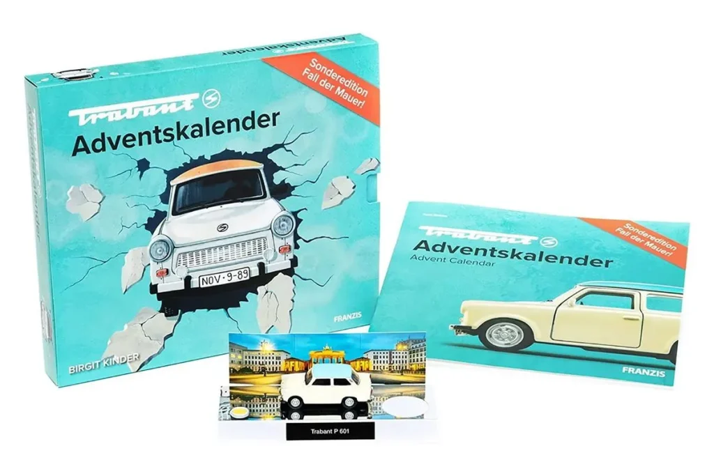 车型 1:43 Trabant P 601 米色 / 蓝色 Franzis