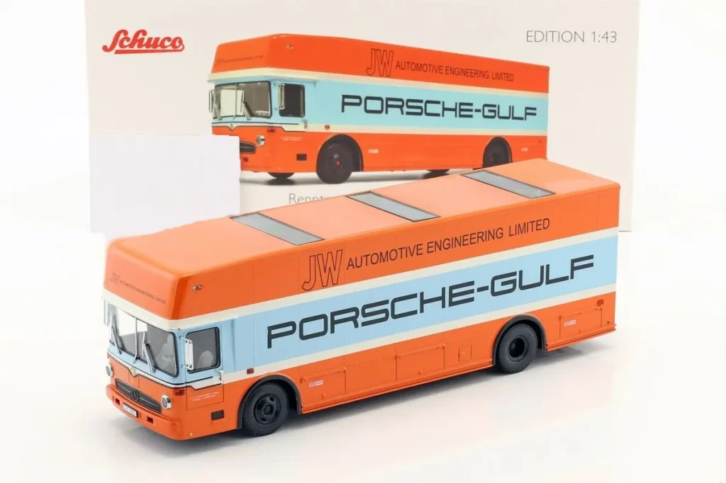 Model 1:43 Mercedes-Benz O 317 24 hours Le Mans year 1968 Colour gulf blue / orange Schuco