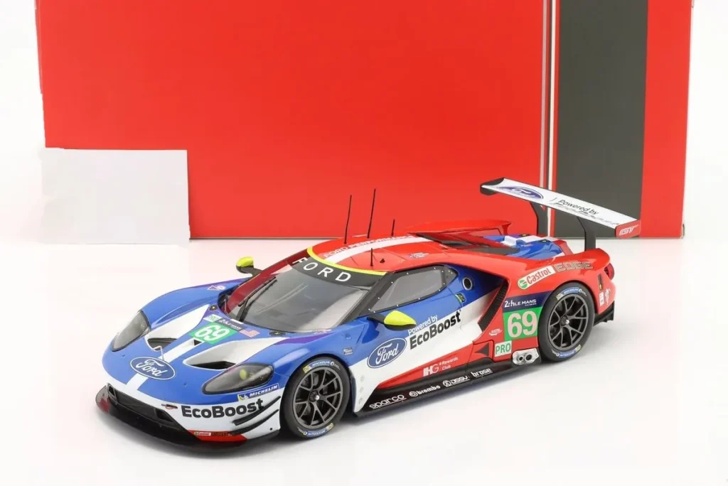Model 1:18 Ford GT #69 Ryan Briscoe, Richard Westbrook, Scott Dixon 24 hours Le Mans year 2016 Ixo