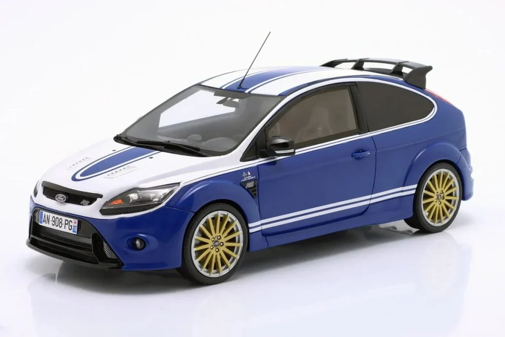 车型 1:18 Ford Focus MK2 RS LeMans Tribute 年 2010 蓝色 / 白色 Ottomobile