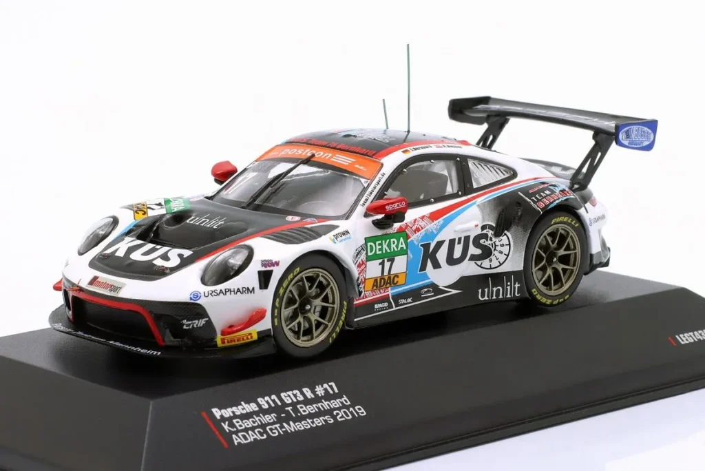 车型 1:43 Porsche 911 GT3 R #17 Klaus Bachler, Timo Bernhard ADAC GT Masters 年 2019 Ixo