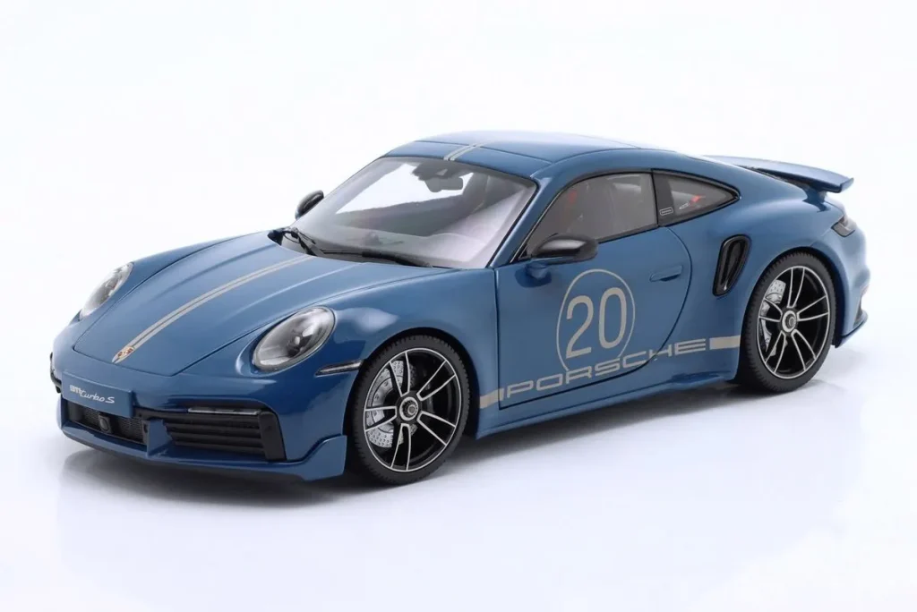 车型 1:18 Porsche 911 (992) Turbo S Sport Design Paket 年 2021 颜色 oslo 蓝色 Minichamps