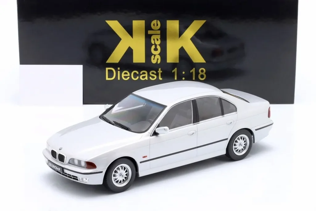 Model 1:18 BMW 530d (E39) Limousine year 1995 silver KK-Scale