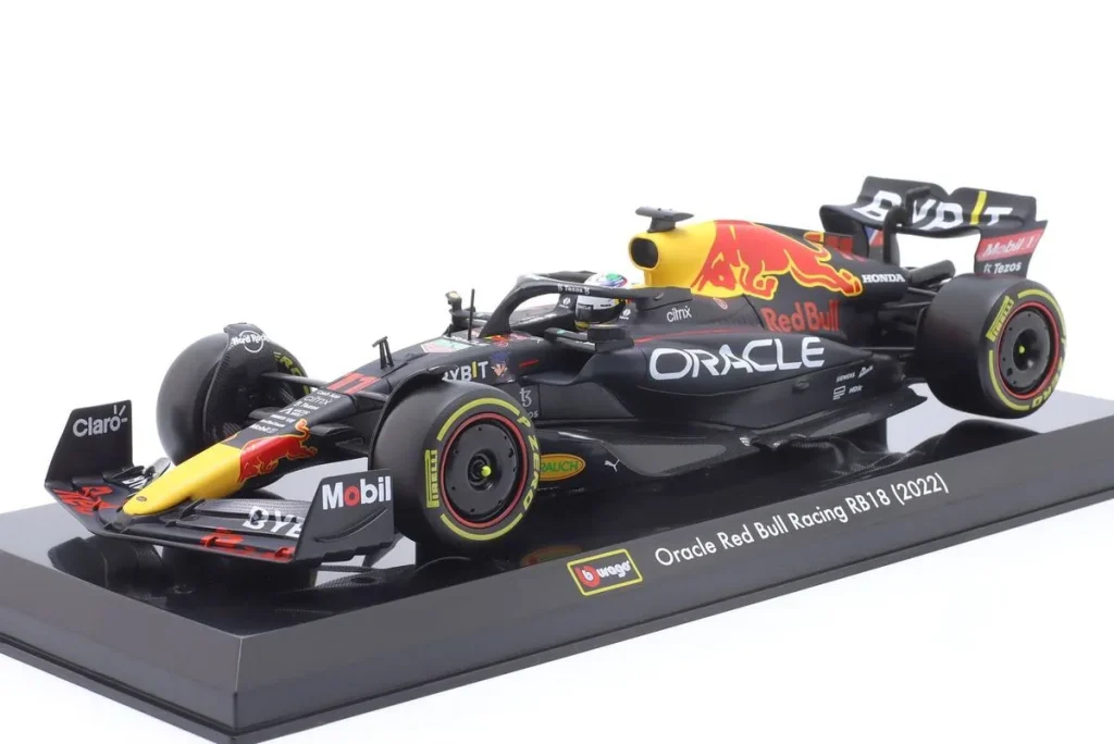 โมเดลรถ 1:24 Red Bull Racing RB18 #11 Sergio Perez ฟอร์มูล่าวัน ปี 2022 Bburago