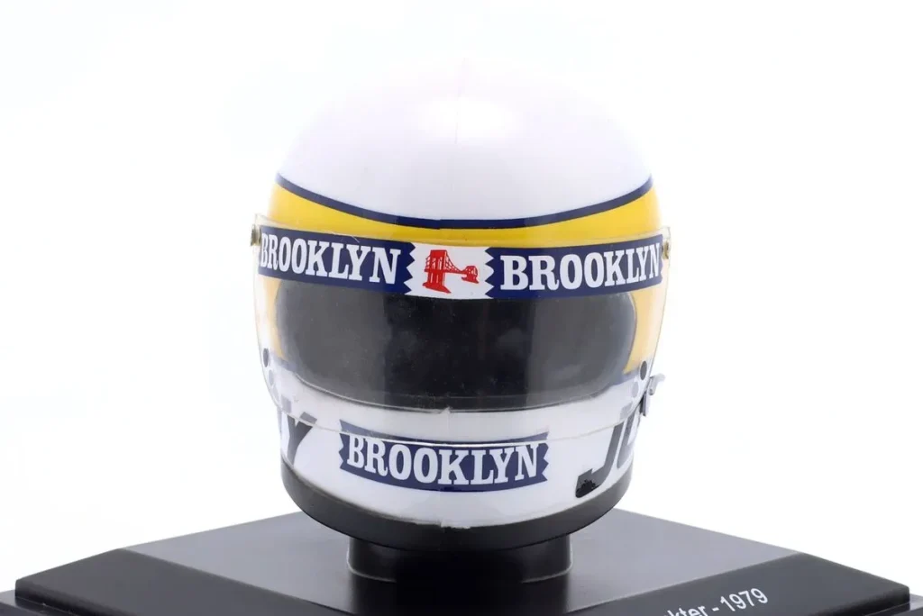 หมวกนักแข่งจำลอง 1:5 Ferrari 312T3 #11 Jody Scheckter ฟอร์มูล่าวัน ปี 1979 Spark