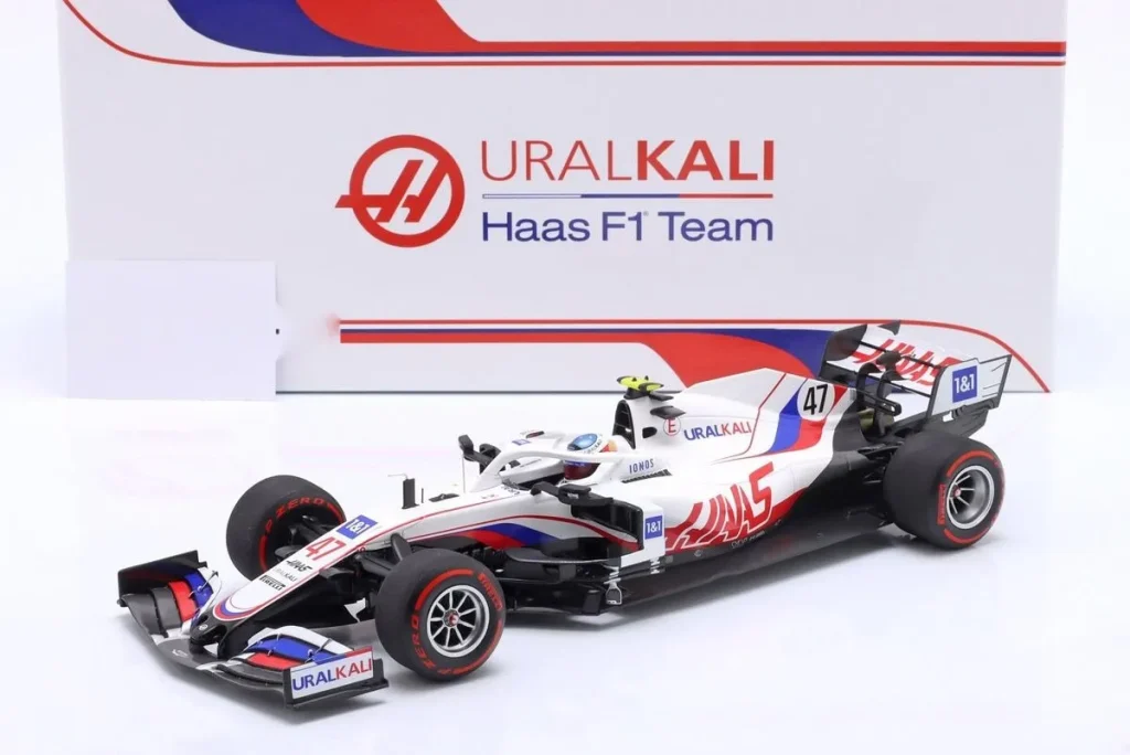 โมเดลรถ 1:18 Haas VF-21 #47 Mick Schumacher Niederlande GP Zandvoort ฟอร์มูล่าวัน ปี 2021 Minichamps
