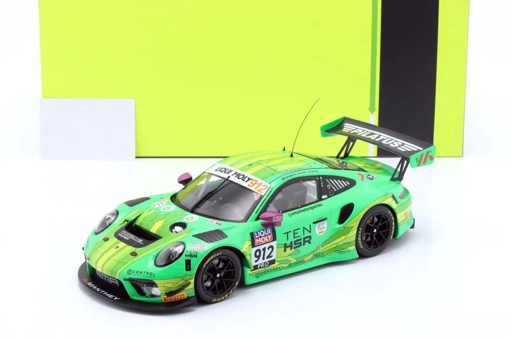 โมเดลรถ 1:18 Porsche 911 GT3 R #912 Matt Campbell, Mathieu Jaminet, Thomas Preining อันดับ 2 12h Bathurst ปี 2023 Ixo