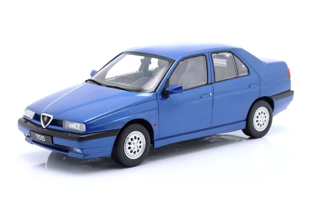 车型 1:18 Alfa Romeo 155 年 1996 金属蓝 Triple9