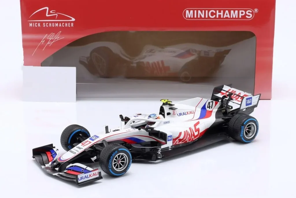 โมเดลรถ 1:18 Haas VF-21 #47 Mick Schumacher Belgien GP Spa ฟอร์มูล่าวัน ปี 2021 Minichamps