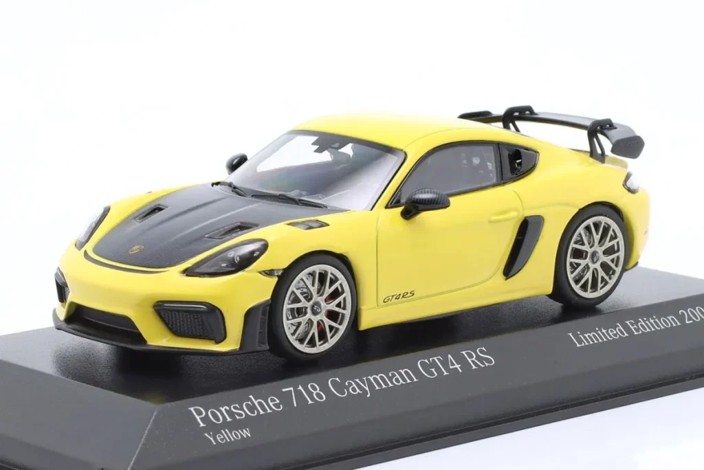 โมเดลรถ 1:43 Porsche 718 (982) Cayman GT4 RS ชุดสะสม Faszination Sportwagen ปี 2021 สีเหลือง / Neodym-ล้อ Minichamps