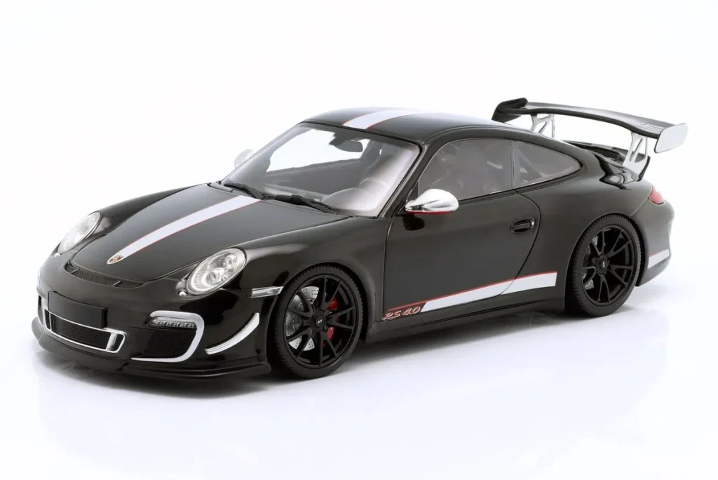 โมเดลรถ 1:18 Porsche 911 (997) GT3 RS 4.0 ปี 2011 สีดำ Minichamps