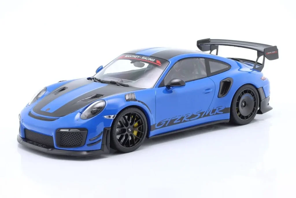 โมเดลรถ 1:18 Porsche 911 (991.2) GT2 RS MR ปี 2018 สีน้ำเงิน / ดำ Minichamps MR-911-GT2RS-1805