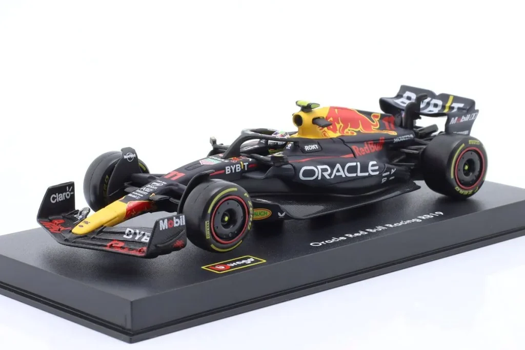 โมเดลรถ 1:43 Red Bull Racing RB19 #11 Sergio Pérez ฟอร์มูล่าวัน ปี 2023 Bburago 18-38083 #11