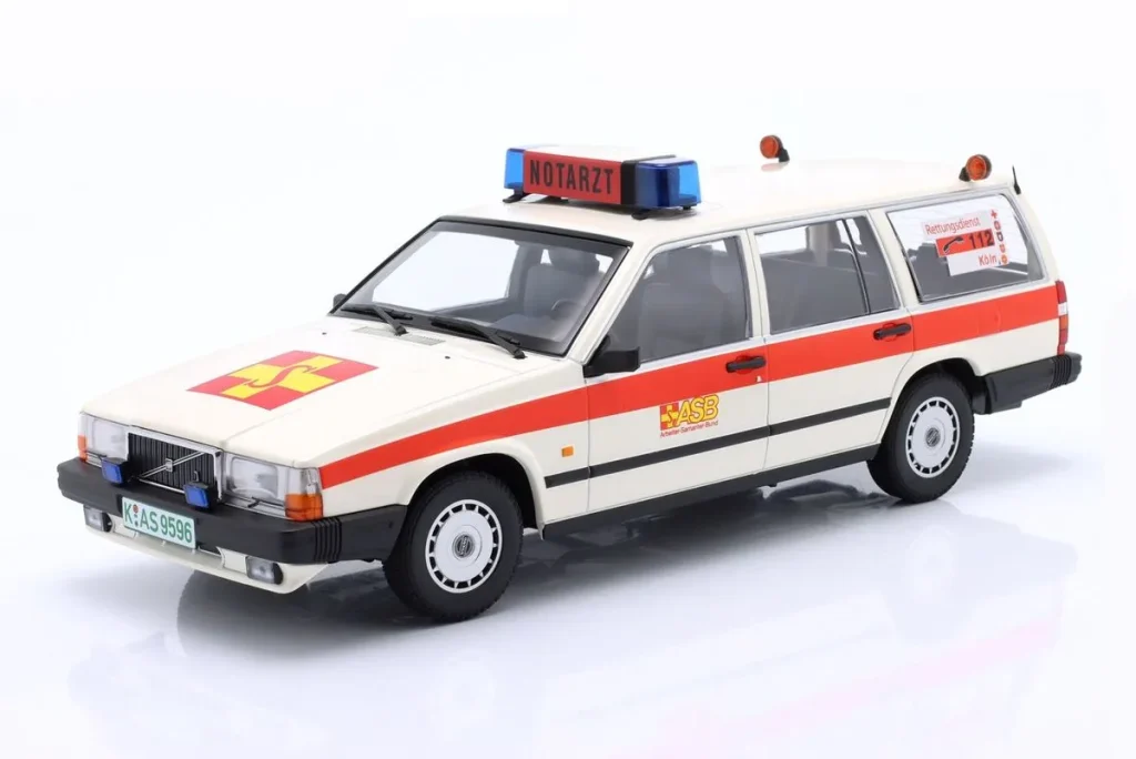 Model 1:18 Volvo 740 GL Break ASB Köln year 1986 Minichamps