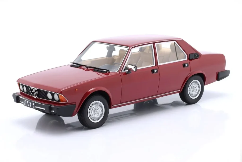 โมเดลรถ 1:18 Alfa Romeo Alfa 6 2.5 (Typ 119) ปี 1979 สีแดง Cult Scale Models