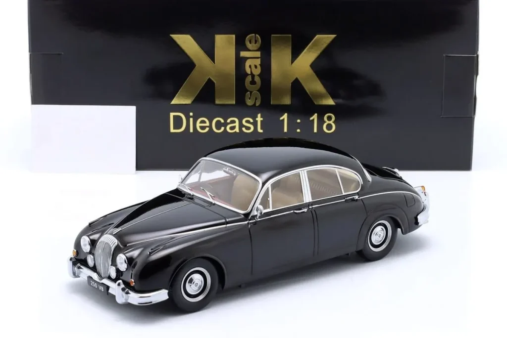 โมเดลรถ 1:18 Daimler 250 V8 RHD ปี 1962 สีดำ KK-Scale