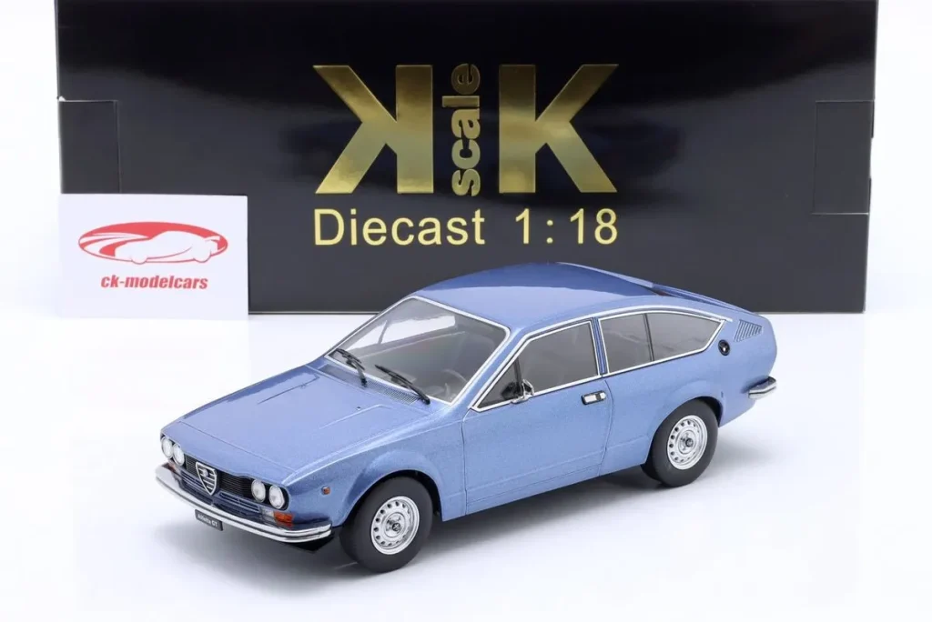 โมเดลรถ 1:18 Alfa Romeo Alfetta GT 1.6 ปี 1976 สีน้ำเงินเมทัลลิก KK-Scale