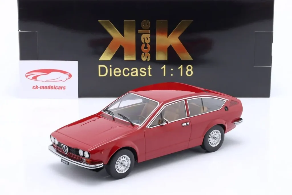 โมเดลรถ 1:18 Alfa Romeo Alfetta GT 1.6 ปี 1976 สีแดง KK-Scale