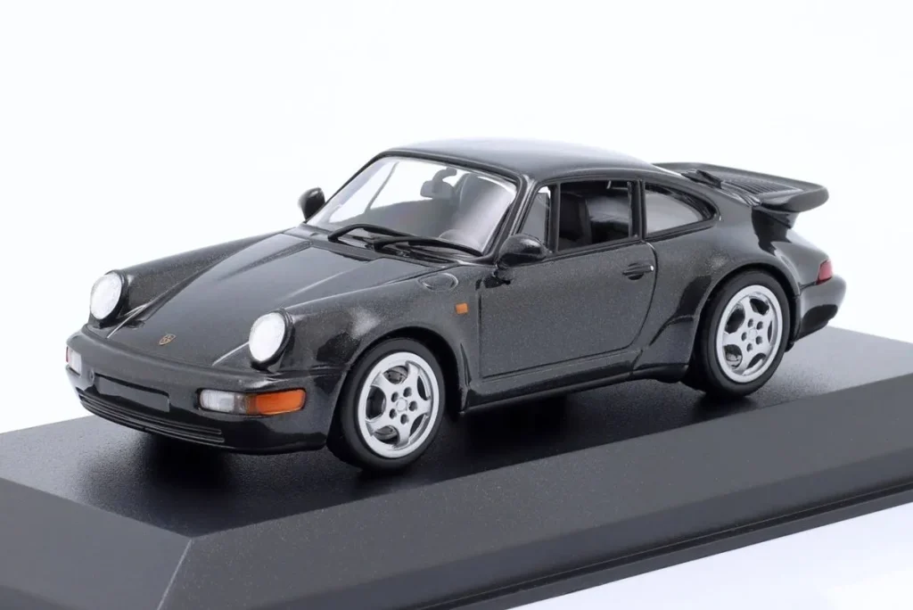 โมเดลรถ 1:43 Porsche 911 (964) Turbo ปี 1990 สีดำ Minichamps