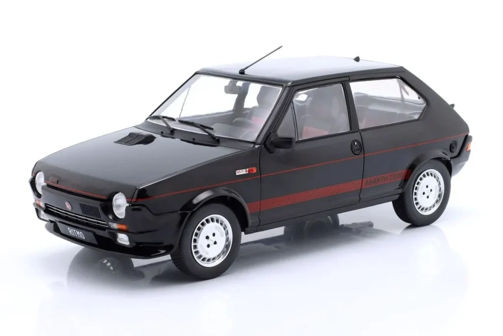 车型 1:18 Fiat Ritmo TC 125 Abarth 年 1980 黑色 ModelCarGroup