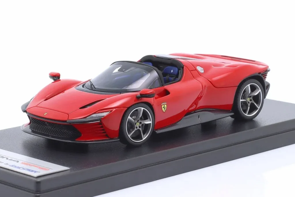 车型 1:43 Ferrari Daytona SP3 Open Top 年 2021 颜色 racing 红色 LookSmart