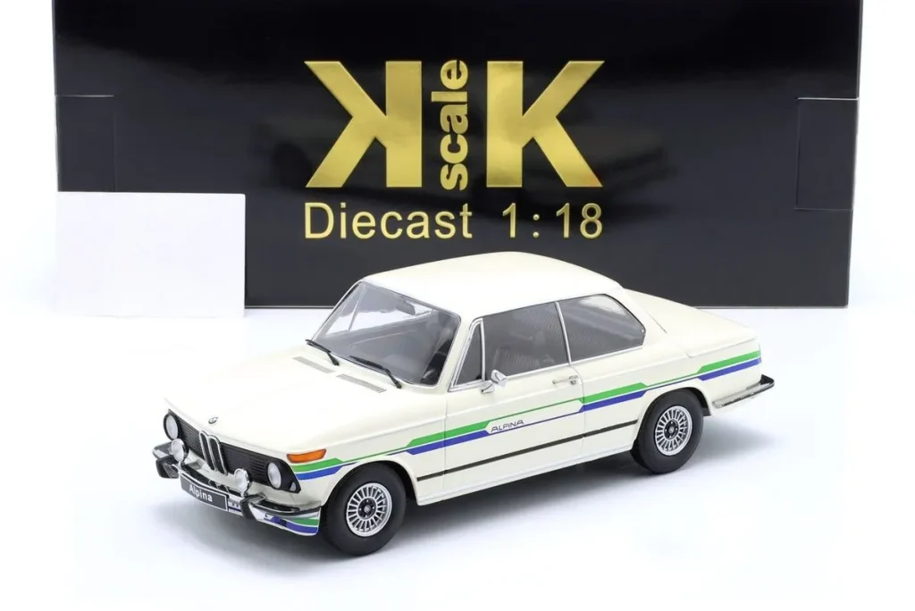 โมเดลรถ 1:18 BMW 2002 Alpina สีขาว KK-Scale