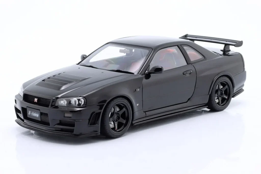 车型 1:18 Nissan Skyline GT-R (R34) Nismo Z-tune 年 2005 黑色 (black pearl) AUTOart
