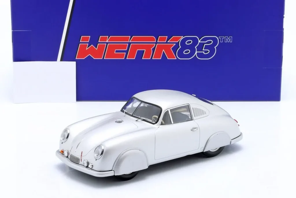 โมเดลรถ 1:18 Porsche 356 SL Plain Body Version ปี 1951 สีเงิน WERK83 W18009003