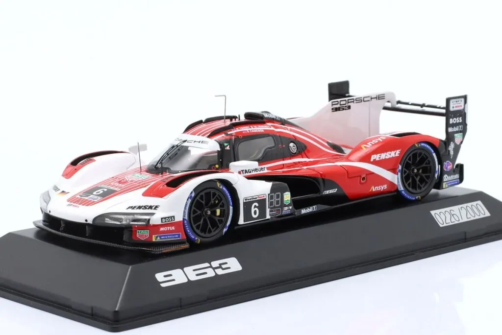 โมเดลรถ 1:43 Porsche 963 #6 Dane Cameron, Mathieu Jaminet, Nick Tandy 24 ชั่วโมง เดย์โทนา ปี 2023 Spark