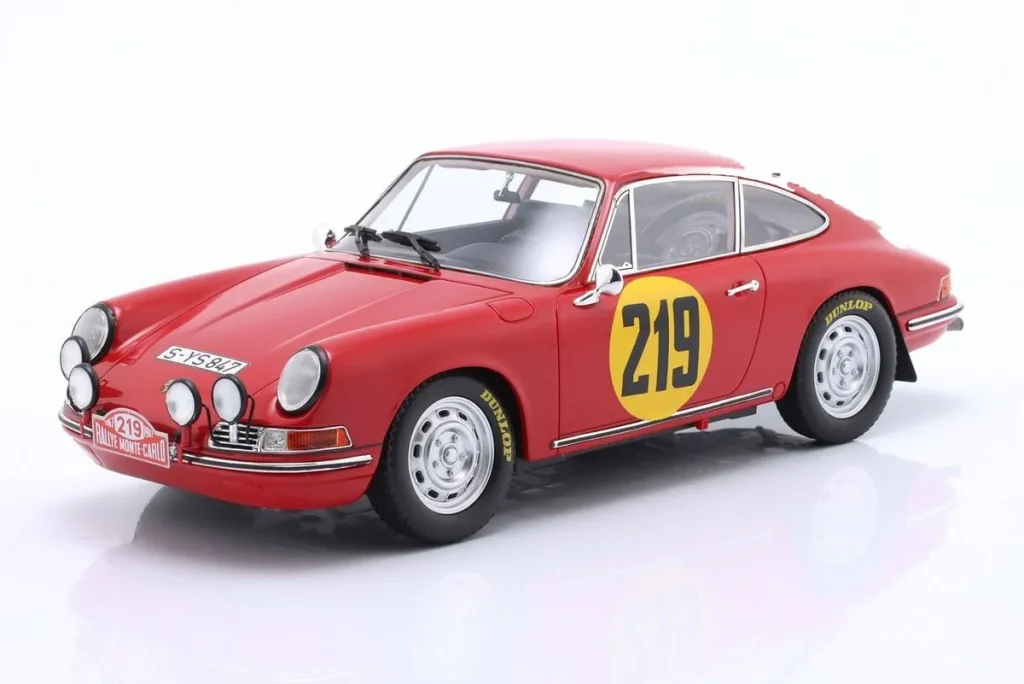 Model 1:18 Porsche 911 S #219 Vic Elford, David Stone rank 3 rally Monte Carlo year 1967 Matrix