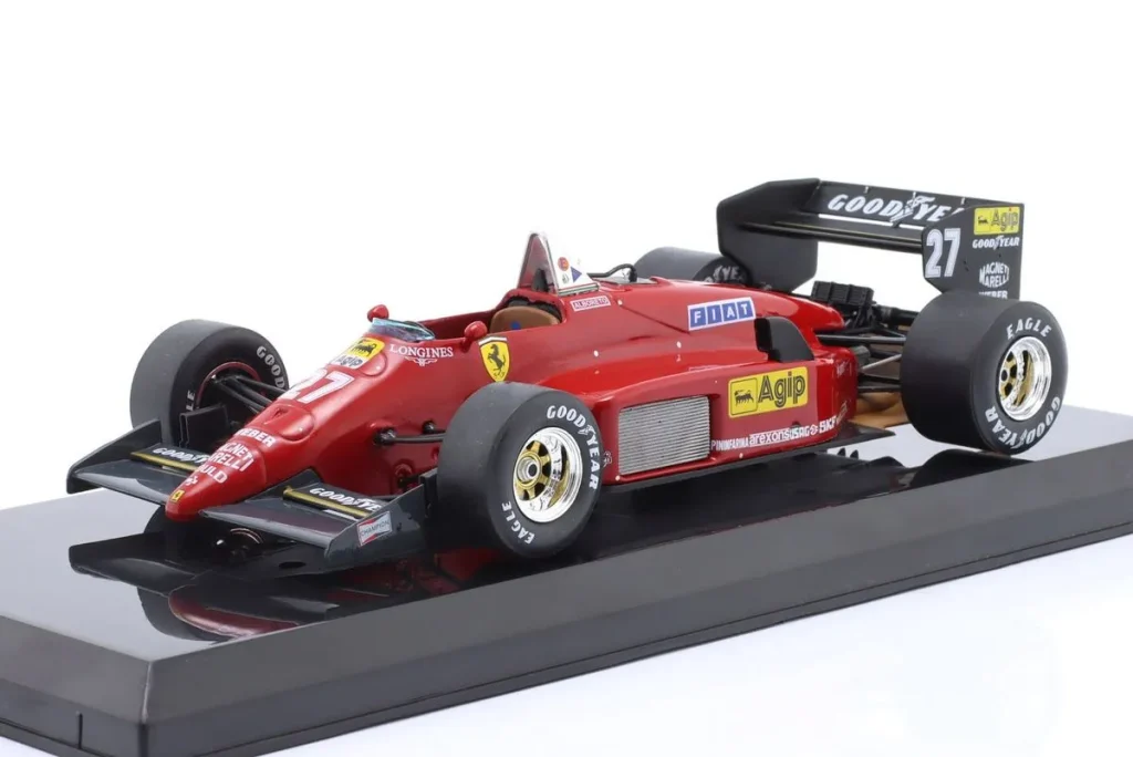 车型 1:24 Ferrari 156/85 #27 Michele Alboreto 一级方程式年 1985 Premium Collectibles