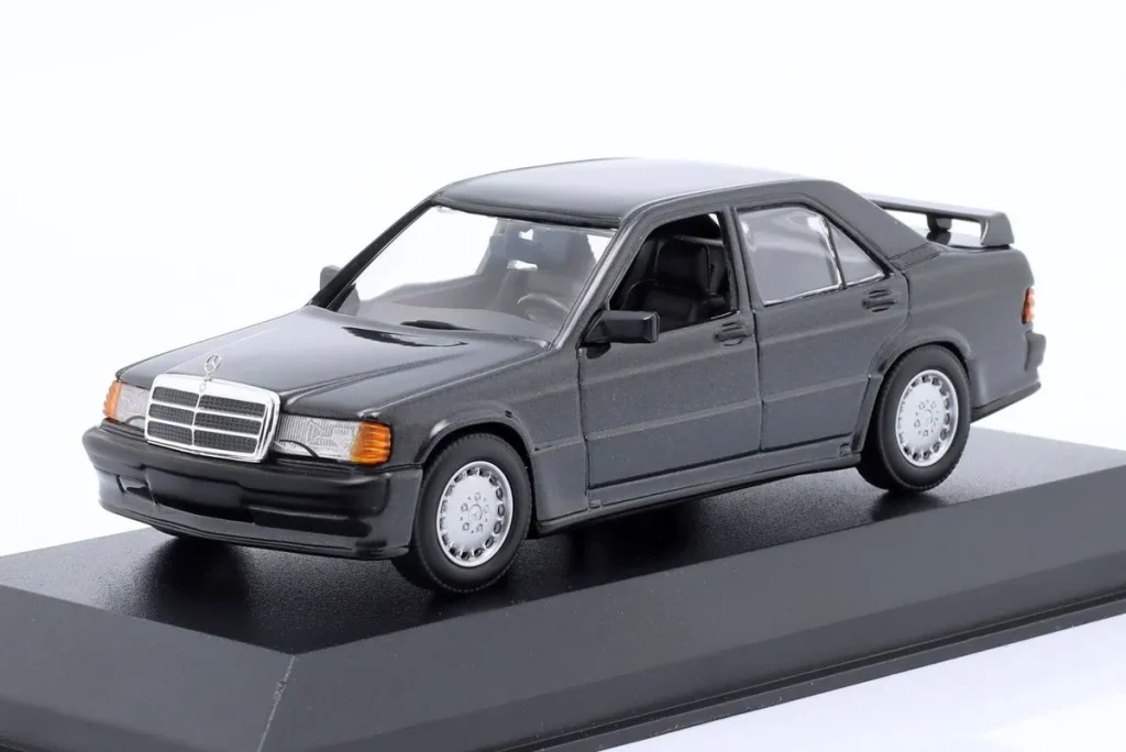 Model 1:43 Mercedes-Benz 190E 2.3 16(W201)