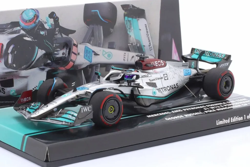 Model 1:43 Mercedes-AMG F1 W13 E Performance #63 George Russell Formula One year 2022 Minichamps 447223163