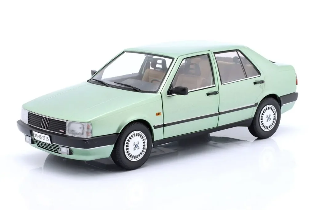 โมเดลรถ 1:18 Fiat Croma 2.0 Turbo IE ปี 1988 สีเขียวเมทัลลิก Mitica
