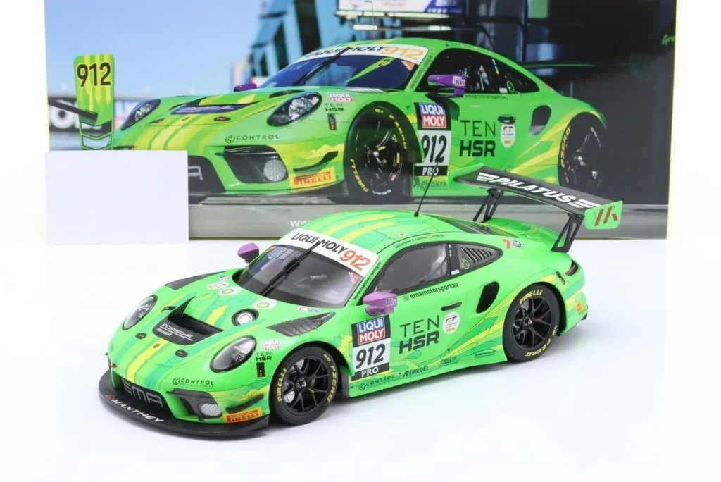 Model 1:18 Porsche 911 GT3 R #912 Matt Campbell, Mathieu Jaminet, Thomas Preining rank 2 12h Bathurst year 2023 Minichamps