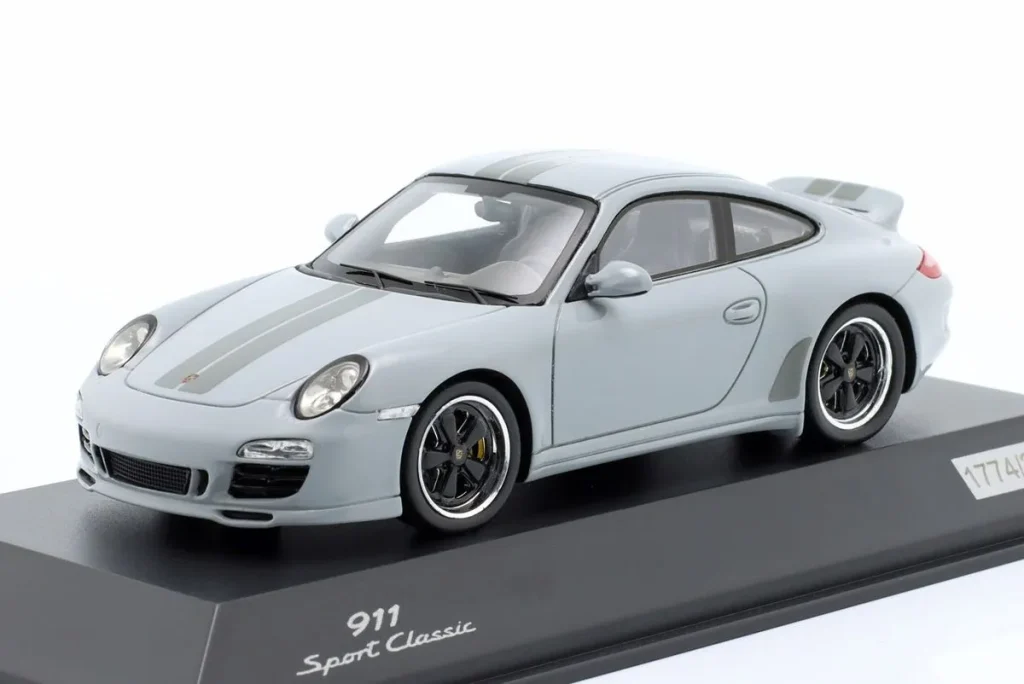 Model 1:43 Porsche 911 (997) Sport Classic Grey Spark