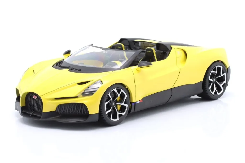 车型 1:18 Bugatti W16 Mistral 年 2023 黄色 Bburago