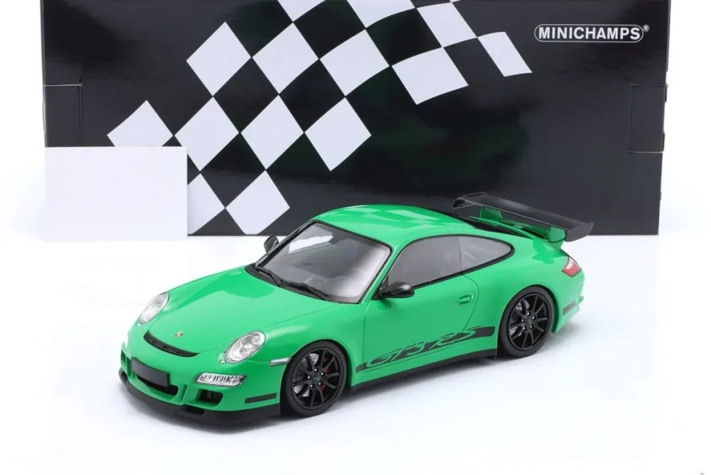 โมเดลรถ 1:18 Porsche 911 (997) GT3 RS ปี 2007 สีเขียว Minichamps