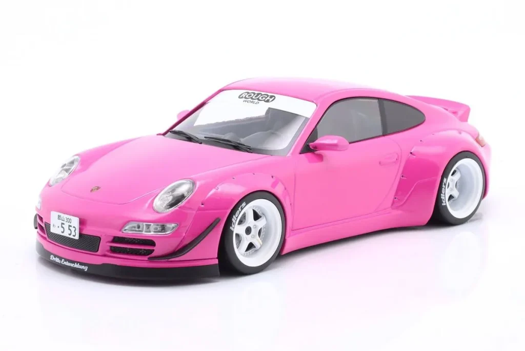 โมเดลรถ 1:18 Porsche 911 (997) RWB Rauh-Welt สีชมพูเมทัลลิก / ขาว ล้อ Ixo